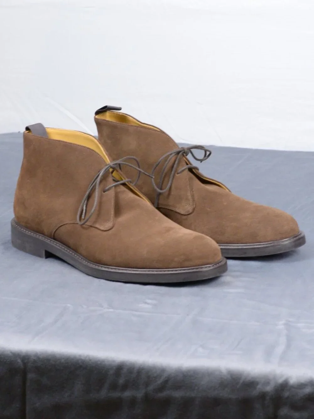 Charles Tyrwhitt Light-Brown Suede Chukka Boots Size 11/46 US12